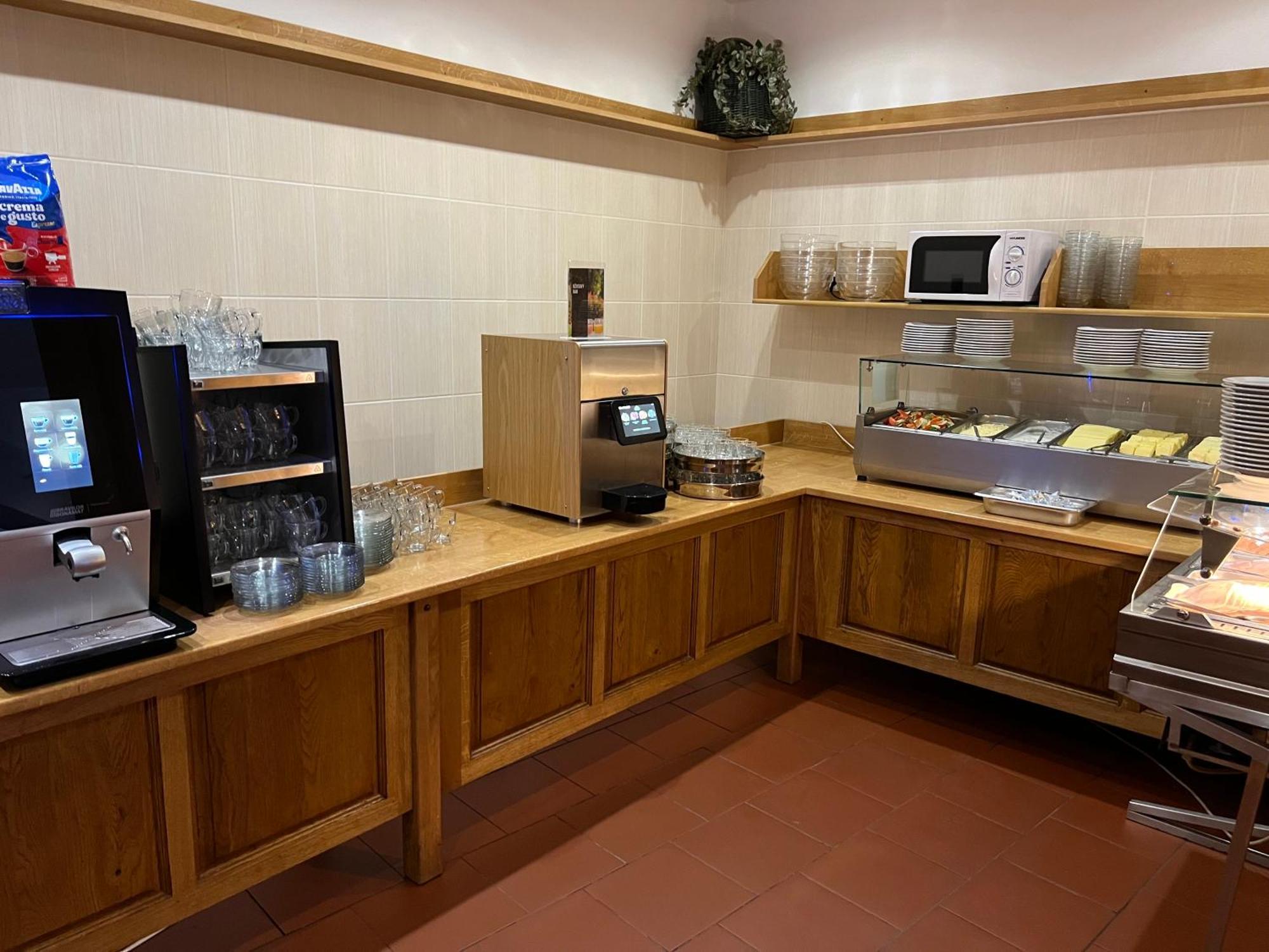 Hotel Praha Broumov Ngoại thất bức ảnh